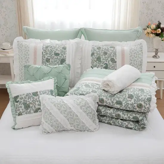 Set of Nine Aqua And Ivory Paisley King Ring Stitch Polyester Sham And Comforter Photo 6