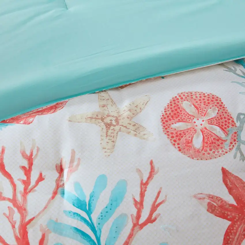 Set of Seven Aqua And Coral King Ring Stitch Sham And Comforter Photo 8