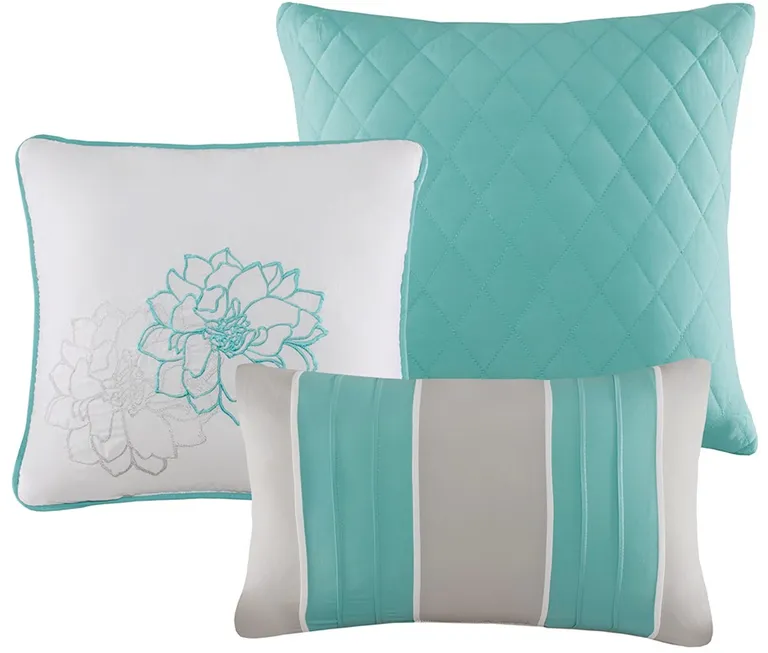 Set of Seven Aqua And White Floral  Ring Stitch Sham And Comforter Photo 2