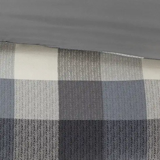 Set of Seven Gray And Ivory Plaid King Ring Stitch Polyester Sham And Comforter Photo 7