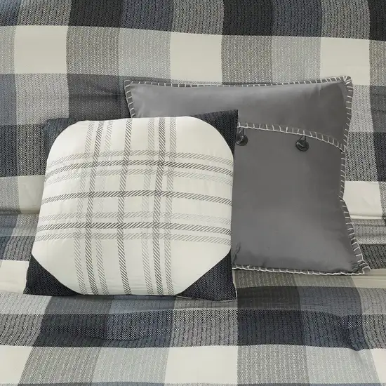 Set of Seven Gray And Ivory Plaid King Ring Stitch Polyester Sham And Comforter Photo 9