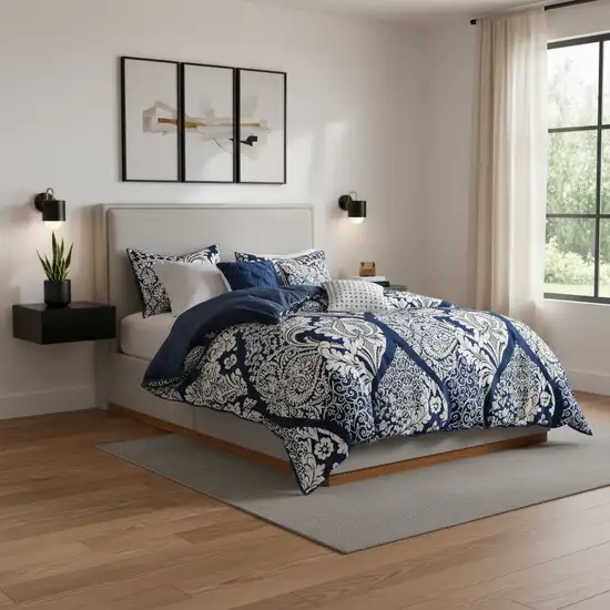 Set of Seven Indigo And White Damask Queen Ring Stitch Polyester Sham And Comforter Photo 1