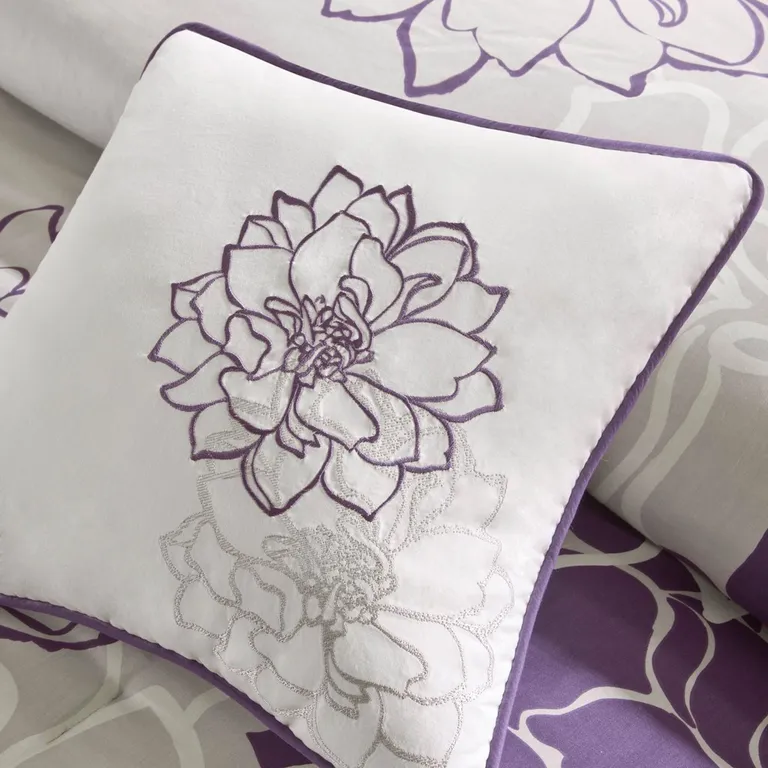 Set of Seven Purple And White Floral  Ring Stitch Sham And Comforter Photo 5