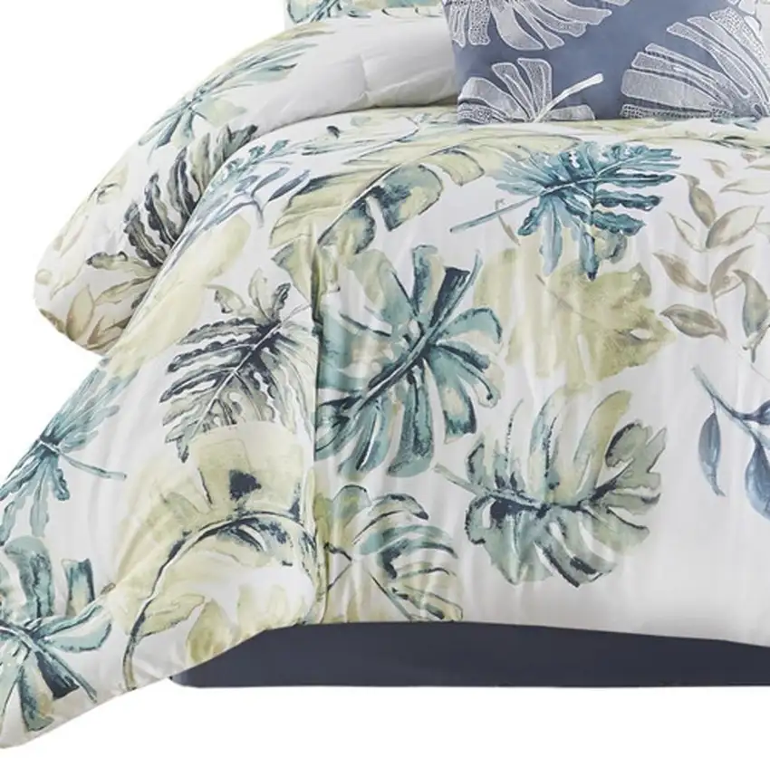 Set of Six White Blue And Green King Ring Stitch Sham And Comforter Photo 4