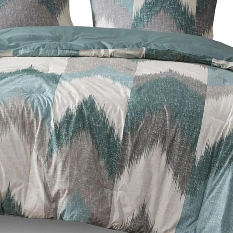 Set of Three Aqua And White Ring Stitch Polyester Sham And Comforter Photo 3