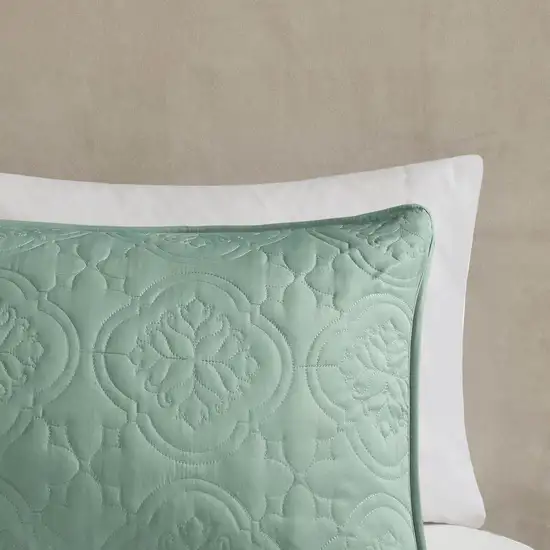 Set of Three Aqua Medallion  Ring Stitch Sham And Comforter Photo 6
