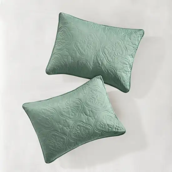 Set of Three Aqua Medallion Queen Ring Stitch Sham And Comforter Photo 7