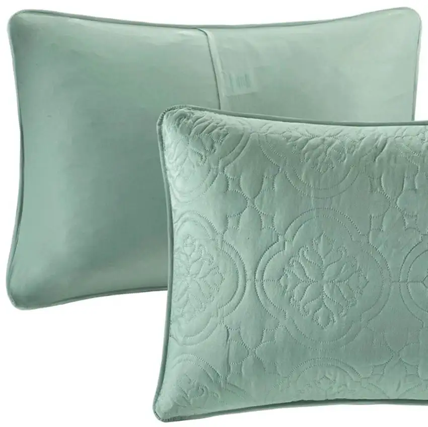 Set of Three Aqua Medallion Queen Ring Stitch Sham And Comforter Photo 4