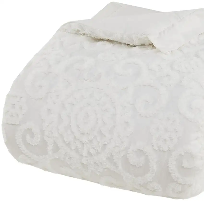 Set of Three White Medallion Queen Ring Stitch Sham And Comforter Photo 7