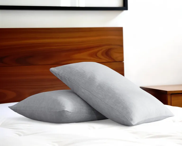 Set of Two Linen Pillowcases Photo 1