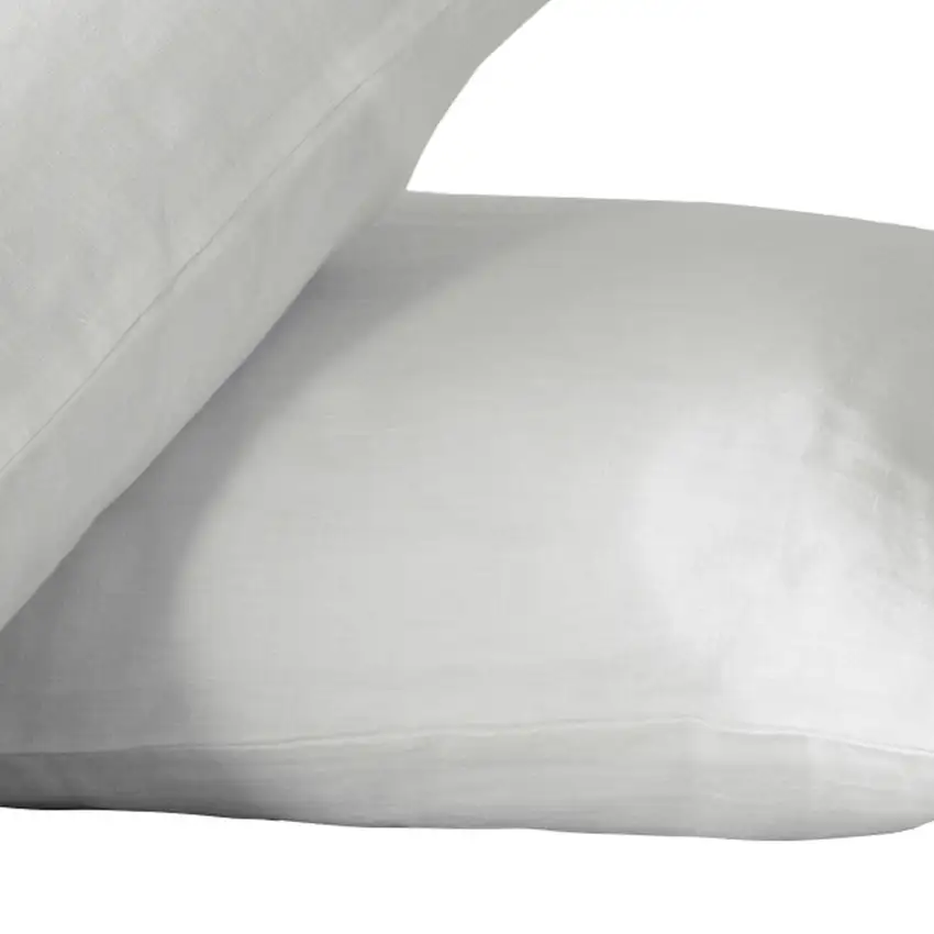 Set of Two Ivory Linen Pillowcases Photo 3