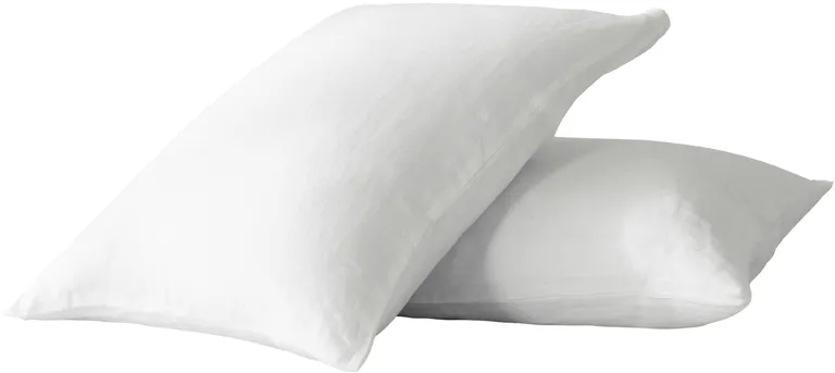 Set of Two Linen Pillowcases Photo 1