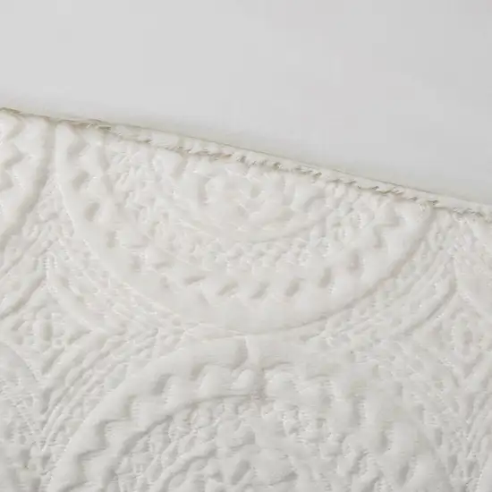 Set of Two Ivory Medallion Twin Ring Stitch Polyester Sham And Comforter Photo 8