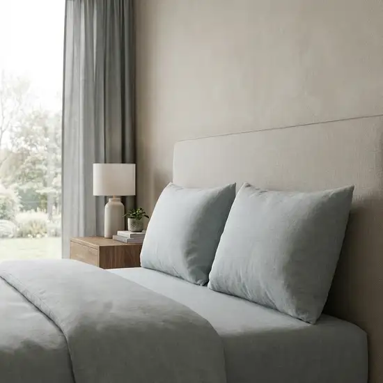 Set of Two Blue Linen King Pillowcases Photo 1