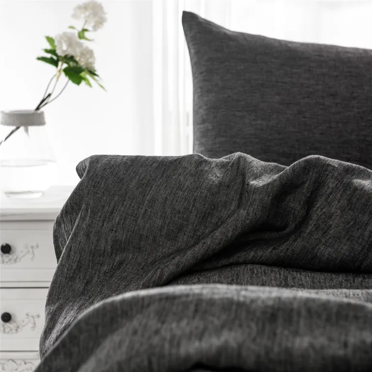 Set of Two Linen Pillowcases Photo 5