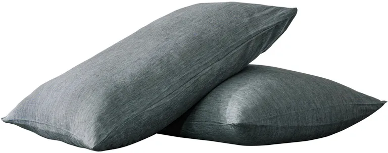 Set of Two Linen Pillowcases Photo 3