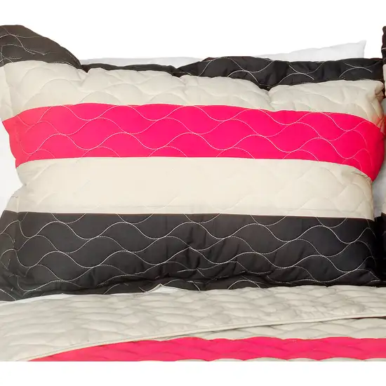 Silver Linings Playbook -  3PC Patchwork Quilt Set (Full/Queen Size) Photo 2