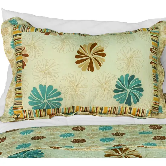 Snowflakes Fall -  Cotton 3PC Vermicelli-Quilted Patchwork Quilt Set (Full/Queen Size) Photo 3
