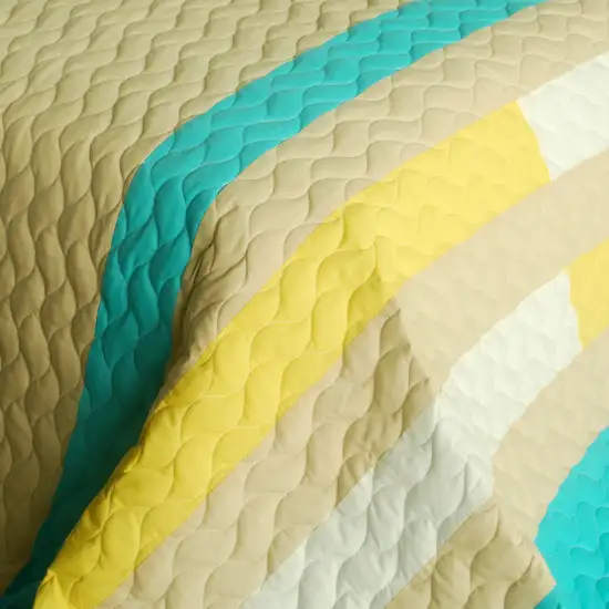 Something Like Wonderful -  3PC Vermicelli-Quilted Patchwork Quilt Set (Full/Queen Size) Photo 4