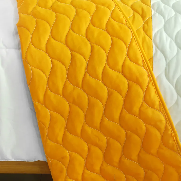 Spoken Word - 3PC Vermicelli-Quilted Patchwork Quilt Set (Full/Queen Size) Photo 3