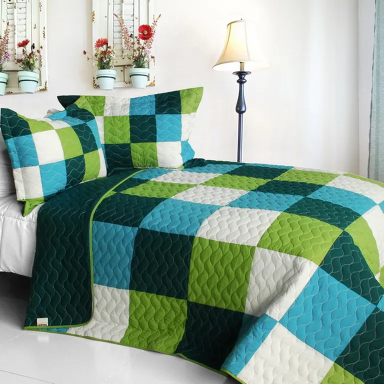 Summer Creek - 3PC Vermicelli-Quilted Patchwork Quilt Set (Full/Queen Size) Photo 1