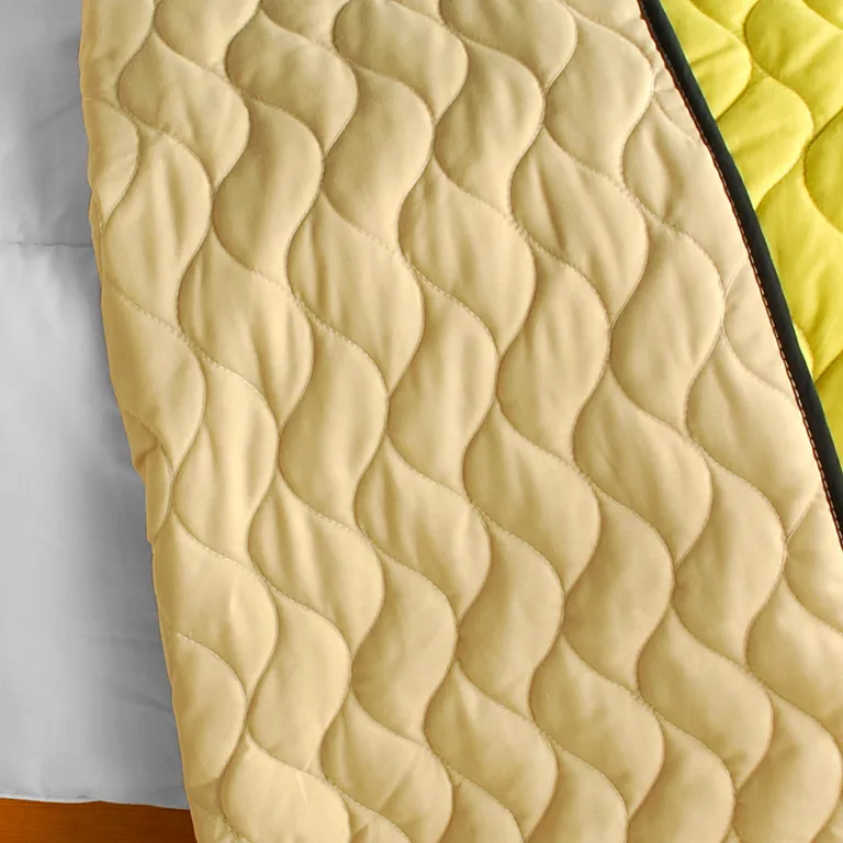 Summer Sorrow - 3PC Vermicelli-Quilted Patchwork Quilt Set (Full/Queen Size) Photo 2