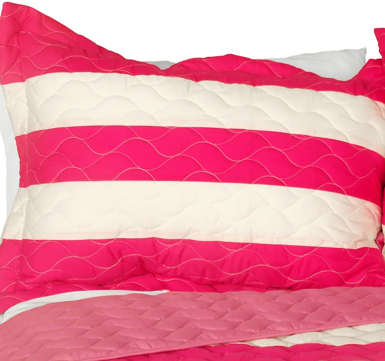 Sweet Temptation - 3PC Patchwork Quilt Set (Full/Queen Size) Photo 1
