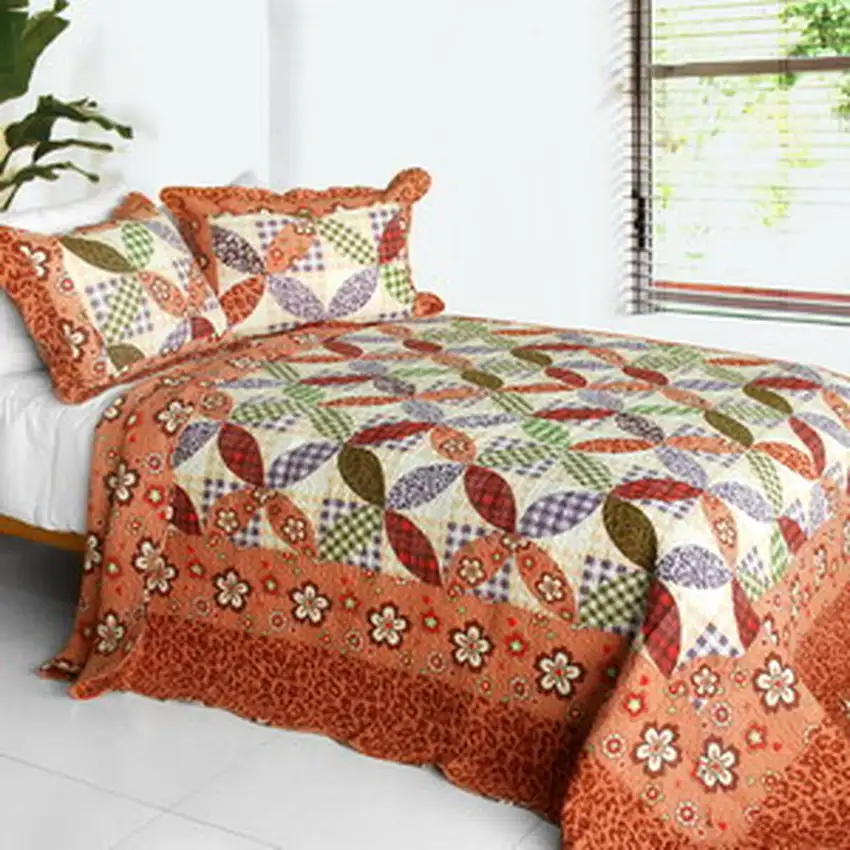 Temptation of an Angel -  3PC Cotton Contained Vermicelli-Quilted Patchwork Quilt Set (Full/Queen Size) Photo 1