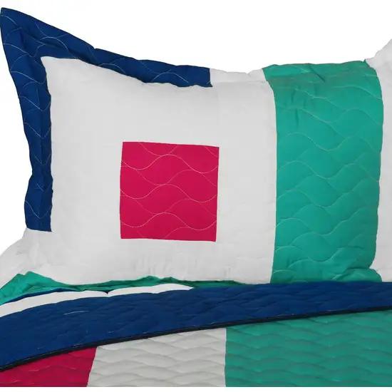 The Cross of Life -  Vermicelli-Quilted Patchwork Geometric Quilt Set Full/Queen Photo 1