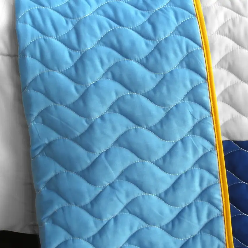 Timeless - B -  Vermicelli-Quilted Patchwork Geometric Quilt Set Full/Queen Photo 3