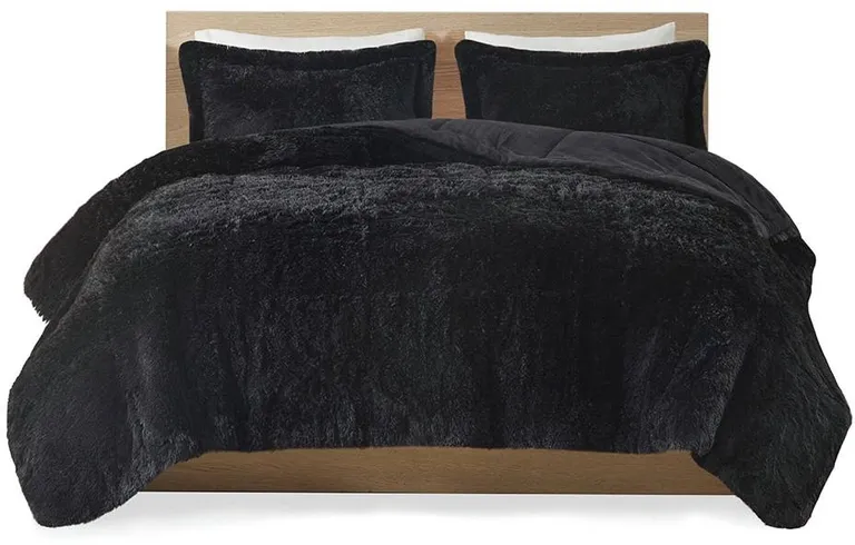 Soft Sherpa Faux Fur 2-Piece Comforter Set with Shams Photo 1