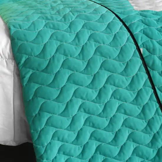 Unforgettable Start -  3PC Vermicelli - Quilted Patchwork Quilt Set (Full/Queen Size) Photo 4