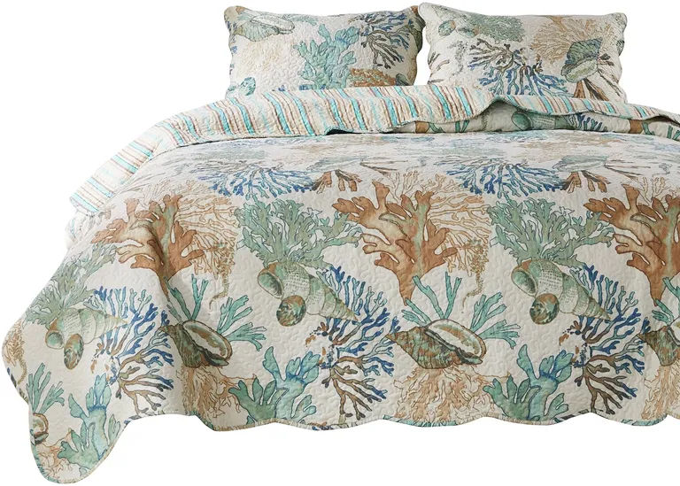 Wade 5 Piece King Quilt Set, Ocean Design, Scalloped Edges, Floral Pattern Photo 2