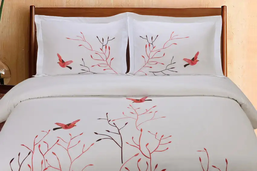 White And Red Queen Cotton Washable Duvet Cover Set With Two Shams Photo 6