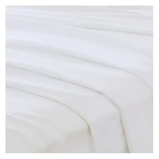 Set of Two White Cotton Queen Pillowcases Photo 5