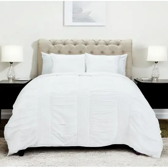 White King 100% Cotton 300 Thread Count Machine Washable Down Alternative Comforter Photo 1