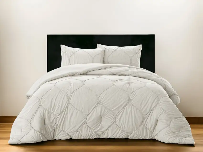 White King Polyester 180 Thread Count Washable Down Comforter Set Photo 1
