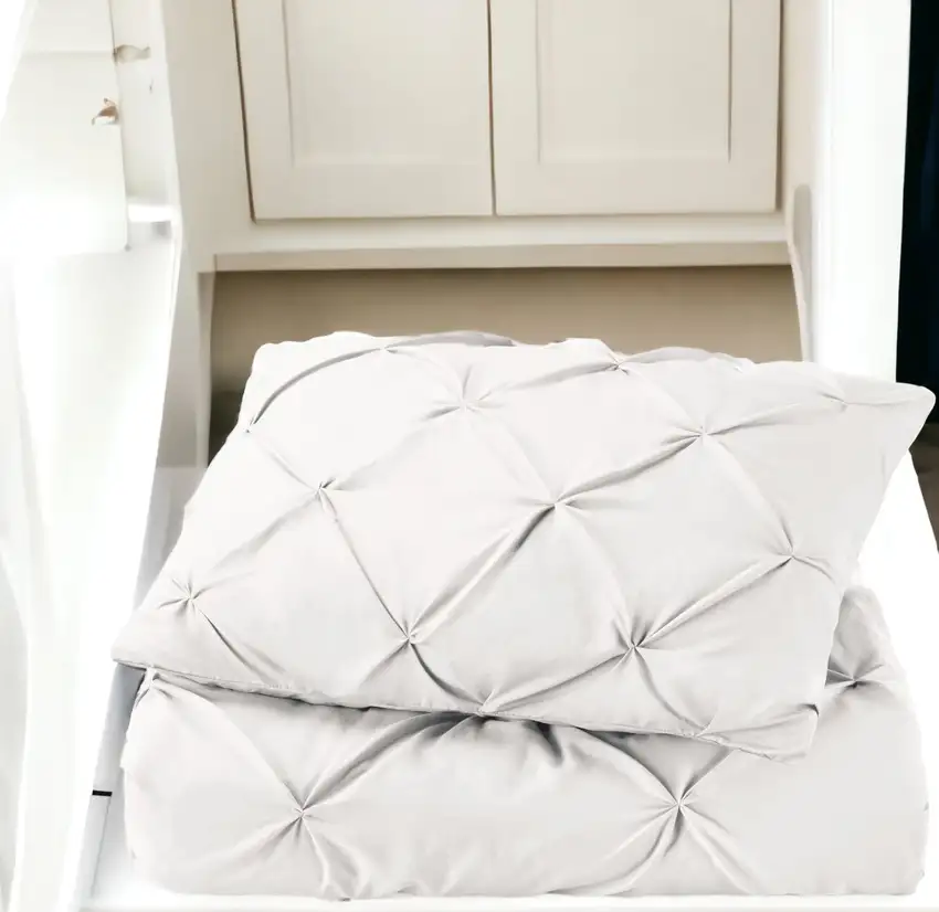 White  Microfiber Washable Microfiber Down Alternative Comforter Photo 2