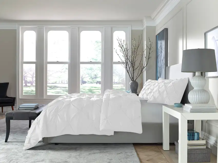 White  Microfiber Washable Microfiber Down Alternative Comforter Photo 7