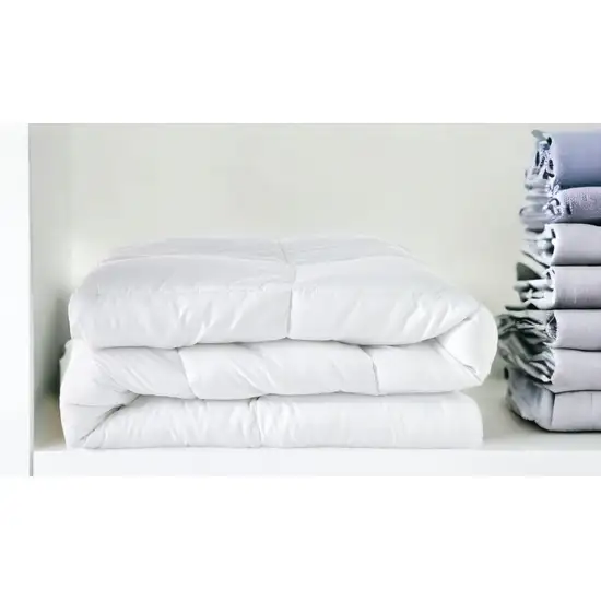 White  Microfiber Washable Microfiber Down Alternative Comforter Photo 2
