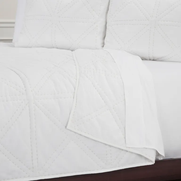 Queen 100% Cotton 300 Thread Count Machine Washable Down Alternative Comforter Photo 3