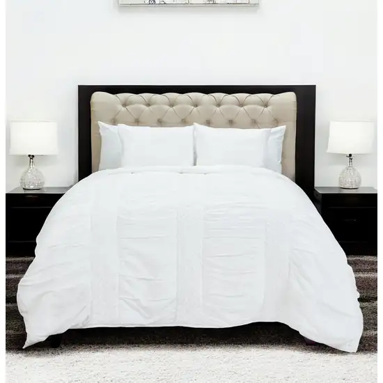 White Queen 100% Cotton 300 Thread Count Machine Washable Down Alternative Comforter Photo 1