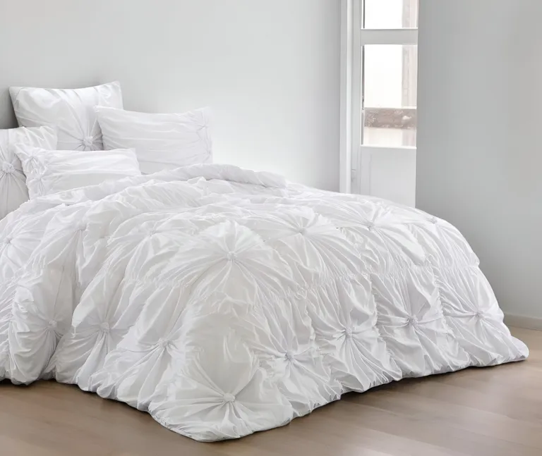 White Queen PolYester 180 Thread Count Washable Down Comforter Set Photo 5