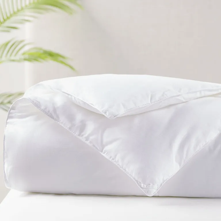 White Ring Stitch Sham And Comforter Photo 3