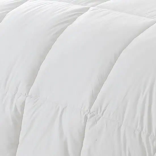 White Twin Fabric Spot Clean Goose Down Down Comforter Photo 1