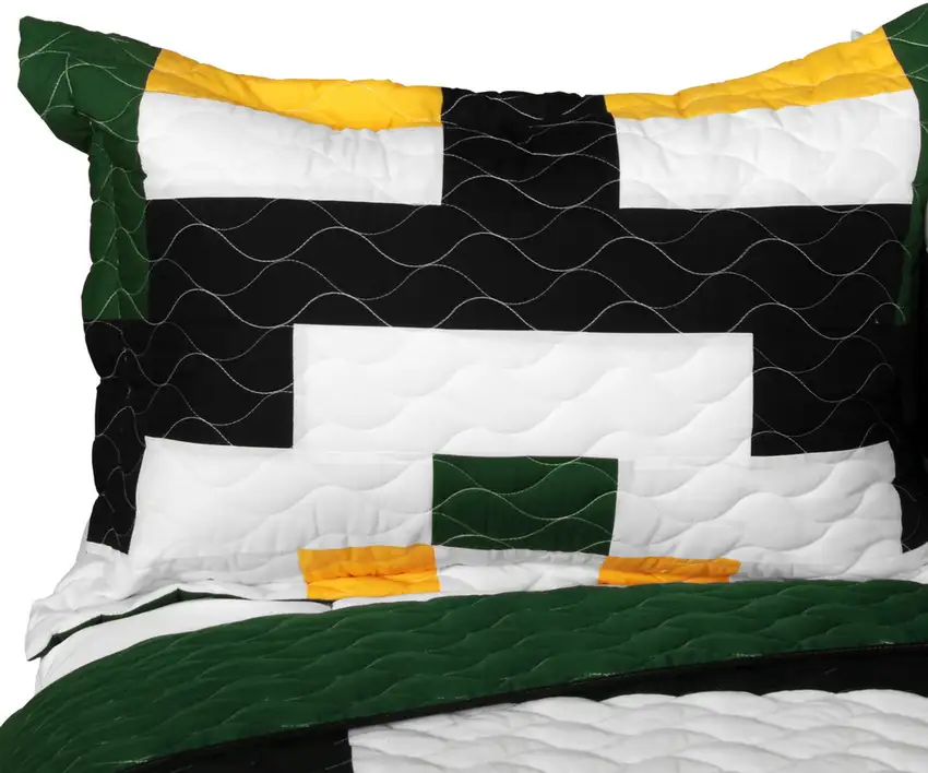 Wilderness Trip -  3PC Vermicelli - Quilted Patchwork Quilt Set (Full/Queen Size) Photo 3