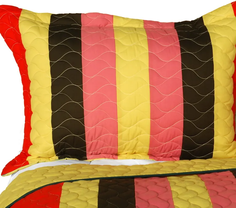 Yesterday Spring - 3PC Vermicelli-Quilted Patchwork Quilt Set (Full/Queen Size) Photo 2